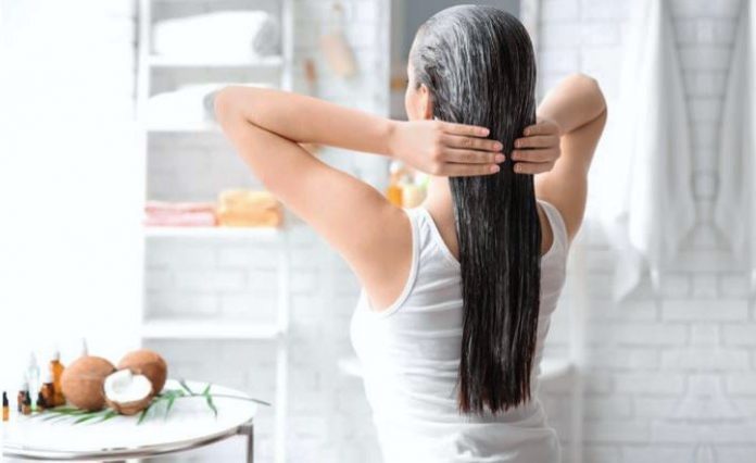 Deep conditioner for curly hair